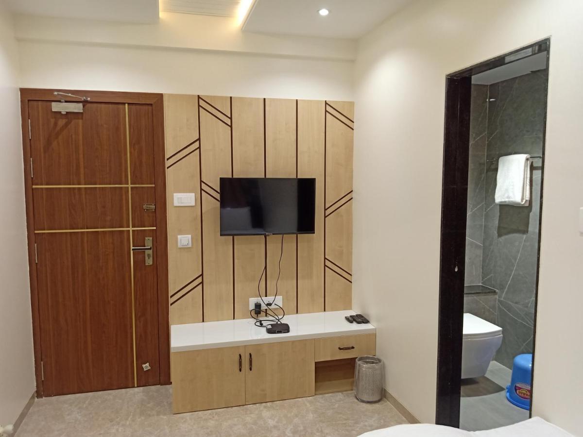 Hotel Suvarnam Residency Ahmednagar Eksteriør bilde